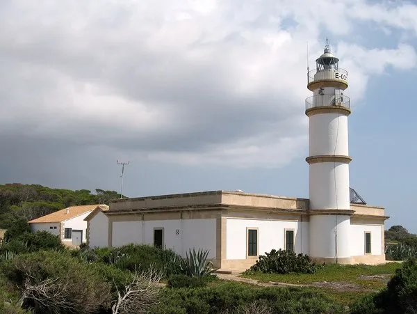 faro de cabo de las salinas